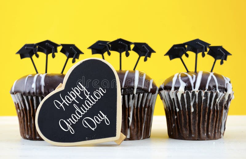 Happy Graduation Day party chocolate cupcakes