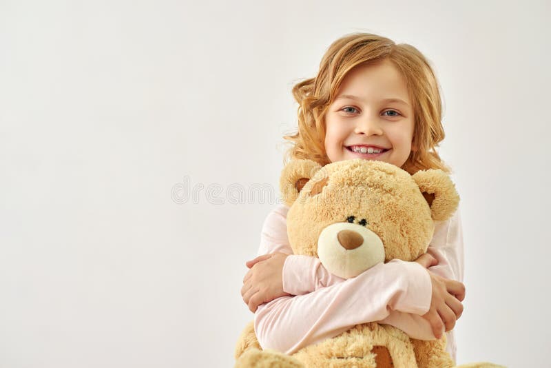 Happy Little Girl Huging Bear Stock Image - Image of girl, inside: 68603851