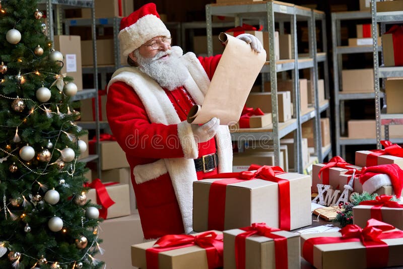 Christmas Human Resources Santa Claus Hat Wreath Xmas Gifts T-Shirt Christmas Human Resources Santa Claus Hat Wreath Xmas Gifts T-Shirt