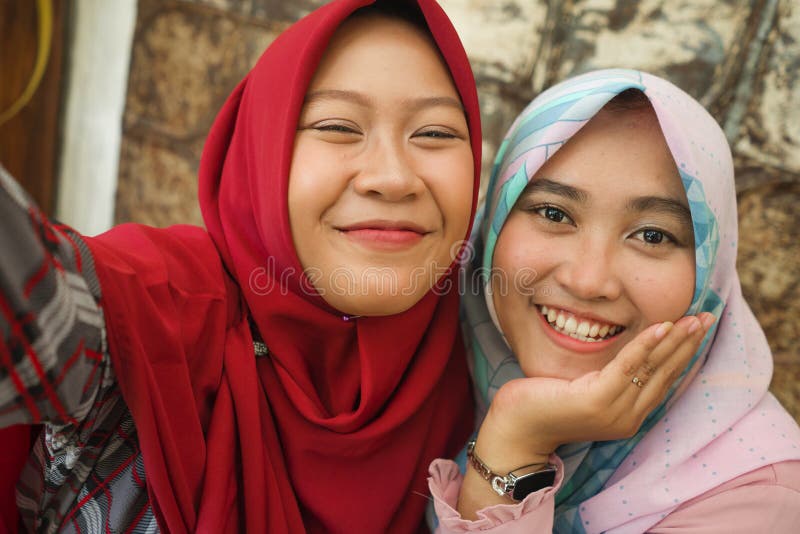 Indonasian Muslim Girls Images