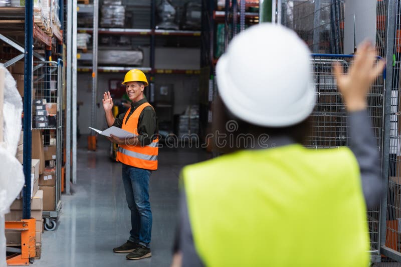 Supervizor fericit cu pălărie tare royalty free stock image