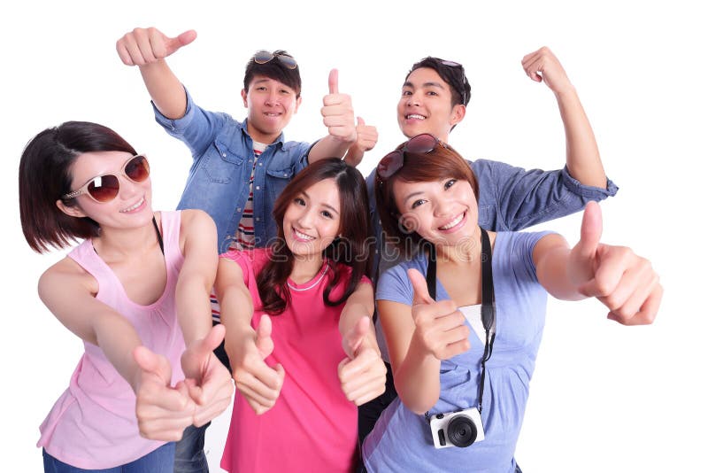 Are teenagers happy. Радостные подростки азиаты.