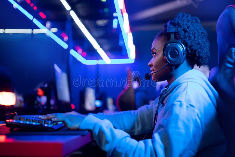 Online gaming Stock Photos, Royalty Free Online gaming Images
