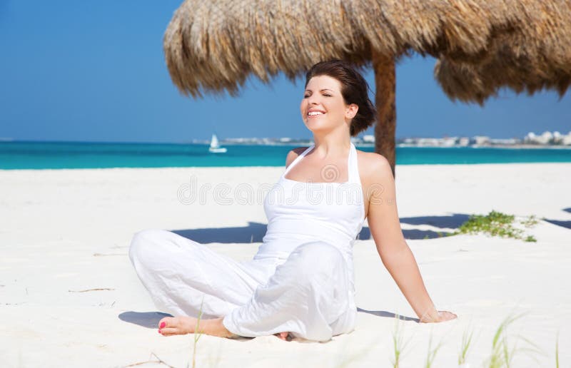 https://thumbs.dreamstime.com/b/happy-woman-beach-picture-40639845.jpg