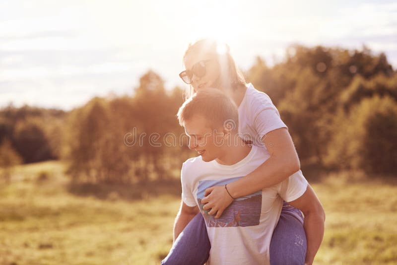 Romantic Couple Photography Poses