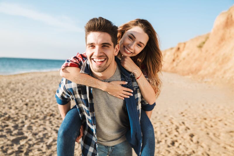 Happy young couple spending fun time royalty free stock photos Happy young couple spending fun time royalty free stock photos