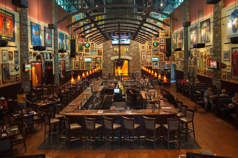 Hard Rock Cafe咖啡馆位于美国Mashantucket Connecticut U. S. 的Foxwoods Resort Casino度假村内的著名餐厅 库存图片