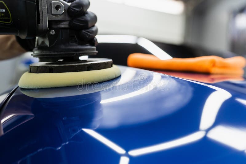 Hard Wax Car Polishing with Orbital Polisher for Remove Scratches Close