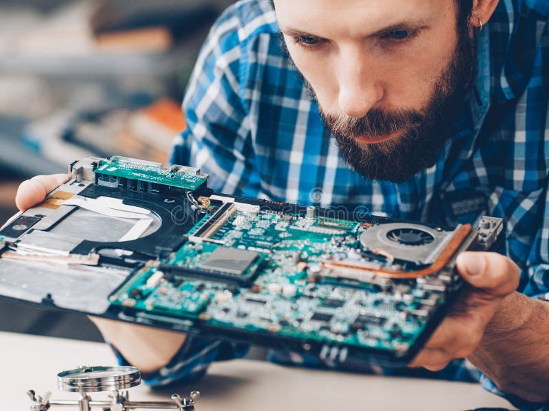 Hardware Diagnostics Disassembled Laptop Computer Stock Photo - Image of elements, industry: 166007130