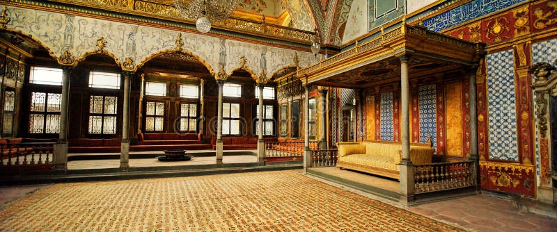 The Topkapi Palace is a palace in Istanbul, Turkey, which was the official and primary residence in the city of the Ottoman Sultans. Harem which is within the palace, contained more than 400 rooms and was home to the sultan's mother, the Valide Sultan; the concubines and wives of the sultan; and the rest of his family, including children; and their servants. The Topkapi Palace is a palace in Istanbul, Turkey, which was the official and primary residence in the city of the Ottoman Sultans. Harem which is within the palace, contained more than 400 rooms and was home to the sultan's mother, the Valide Sultan; the concubines and wives of the sultan; and the rest of his family, including children; and their servants.