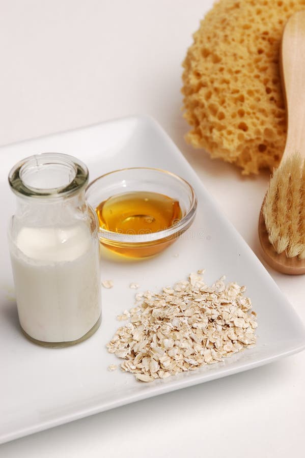 Harina de avena, leche y miel fotos de archivo libres de regalías Harina de avena, leche y miel fotos de archivo libres de regalías