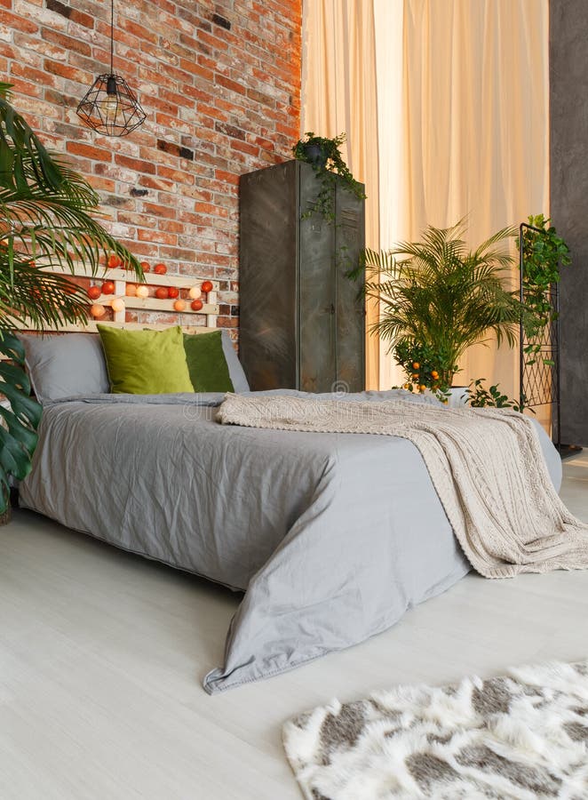 Harmonic bed zone stock image. Image of exotic, perspective 94080429