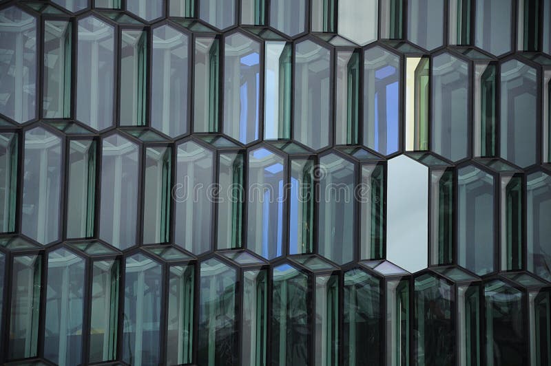 harpa Исландия reykjavik концертного зала стоковое изображение rf harpa Исландия reykjavik концертного зала стоковое изображение rf