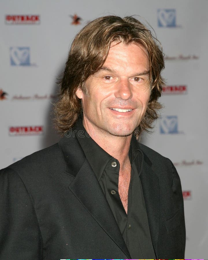 Download Harry Hamlin, redaktionelles stockbild. Bild von dennis - 26358509
