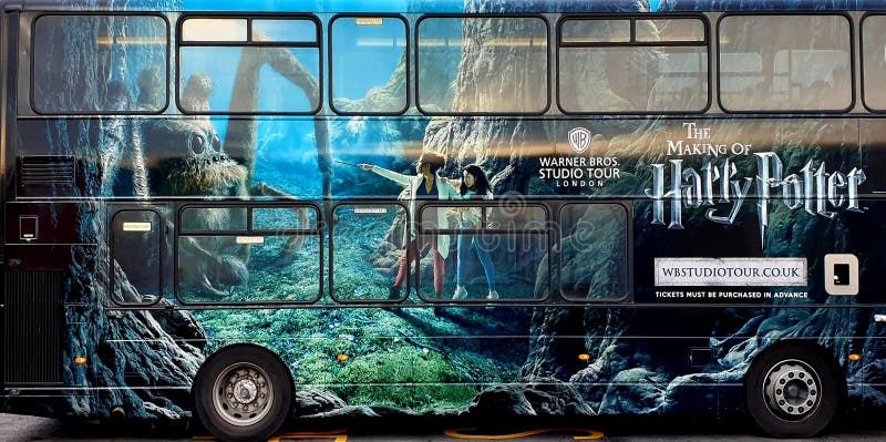 Harry Potter Warner Brothers Studio Tour Bus Editorial Image - Image of  series, aragog: 164132570