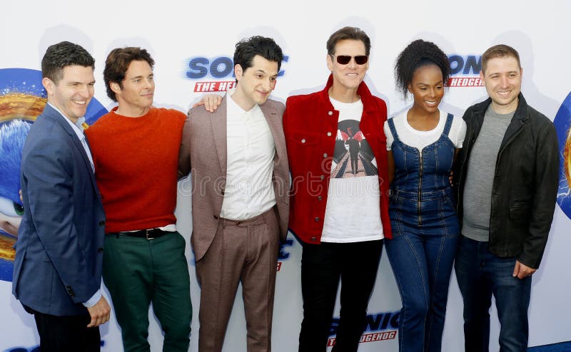 Haruki satomi james marsden ben schwartz jim carrey tika sumpter τζεφ φάουλερ και τόμπι άσερ στοκ φωτογραφία με δικαίωμα ελεύθερης χρήσης