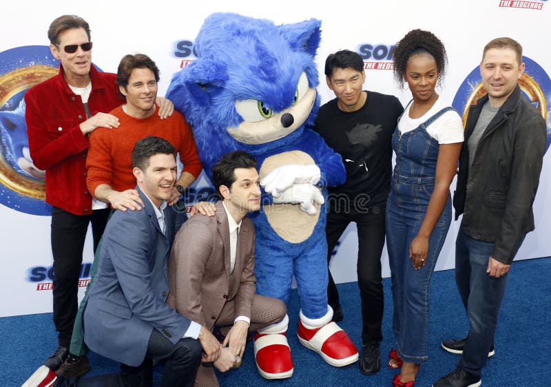 Haruki satomi james marsden ben schwartz jim carrey tika sumpter τζεφ φάουλερ και τόμπι άσερ στοκ εικόνα