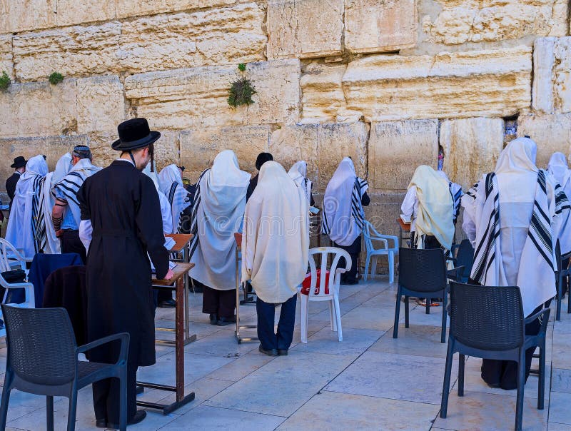 The Hasidic Orthdox Prayers Editorial Photography - Image of judaism, kotel:  67653012