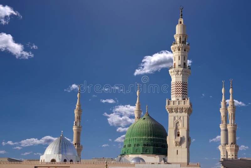 Haube und Minaretts von masjid nabavi lizenzfreies stockfoto Haube und Minaretts von masjid nabavi lizenzfreies stockfoto