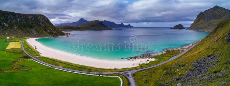 Haukland plaża na Lofoten wyspach w Norwegia obraz stock Haukland plaża na Lofoten wyspach w Norwegia obraz stock