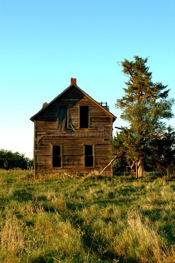 Haunting Old Farm House stock photo. Image of murky, ghostly 123810
