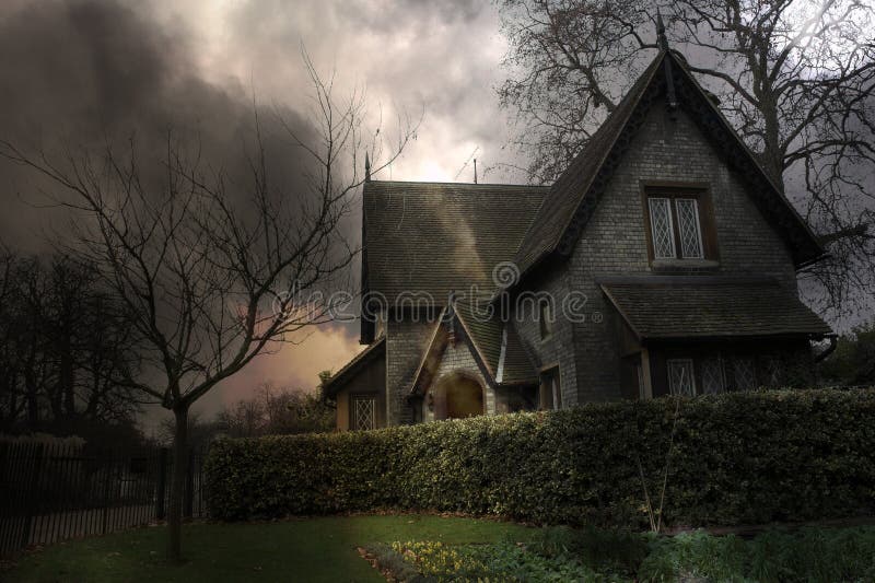 18 6 Haunted House Photos Free Royalty Free Stock Photos From Dreamstime