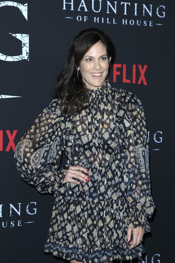 annabeth gish haunting of hill house annabeth gish haunting of hill house