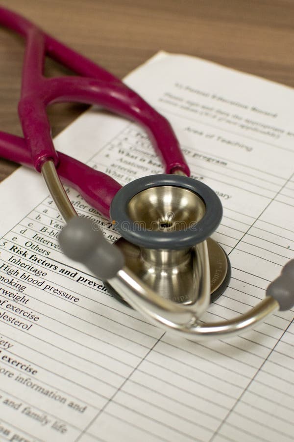 Haut étroit de stéthoscope photographie stock libre de droits