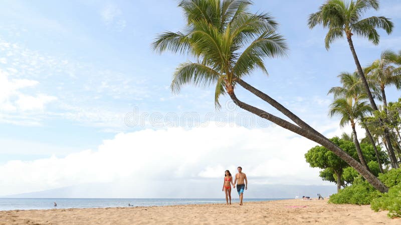 Hawaii beach vacation couple people lifestyle