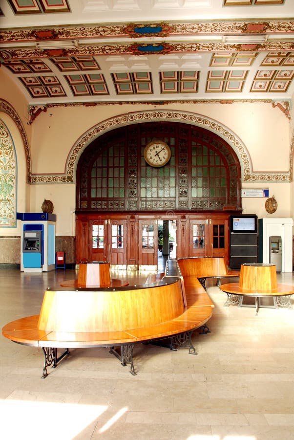 Haydarpasa train station interior