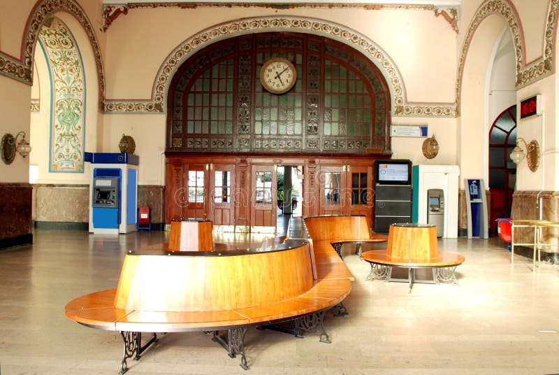 Haydarpasa train station interior