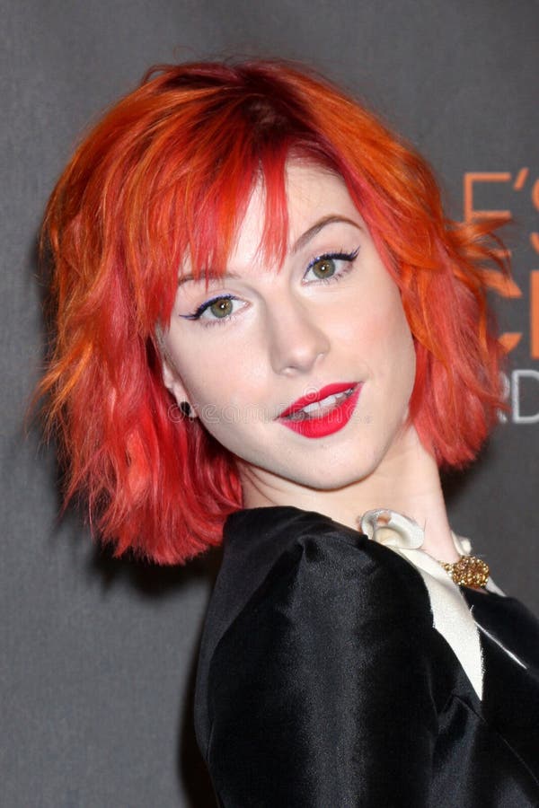 Hayley Williams arriving at the 2010 People's Choice Awards Nokia Theater January 6, 2010