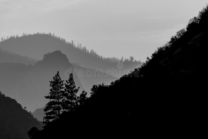 Hazy Sunset at Kings Canyon National Park stock images Hazy Sunset at Kings Canyon National Park stock images