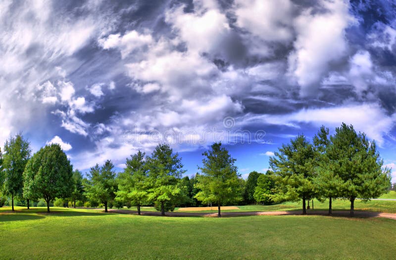 HDRI Panorama eines Parks stockbild. Bild von ruhig, glück - 6853129