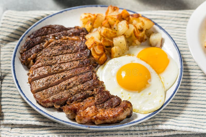 Healthy Breakfast Steak and Eggs Stock Image - Image of roast, hash