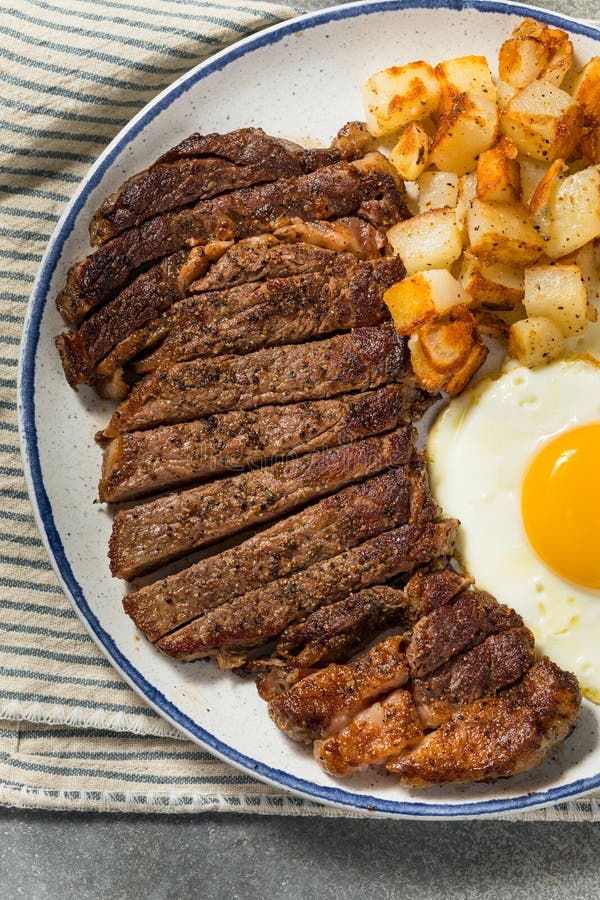 Healthy Breakfast Steak and Eggs Stock Photo - Image of plate, fresh