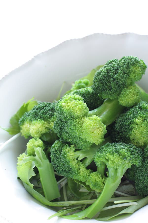 Boiled broccoli in a bowl stock image. Image of towel 6560741