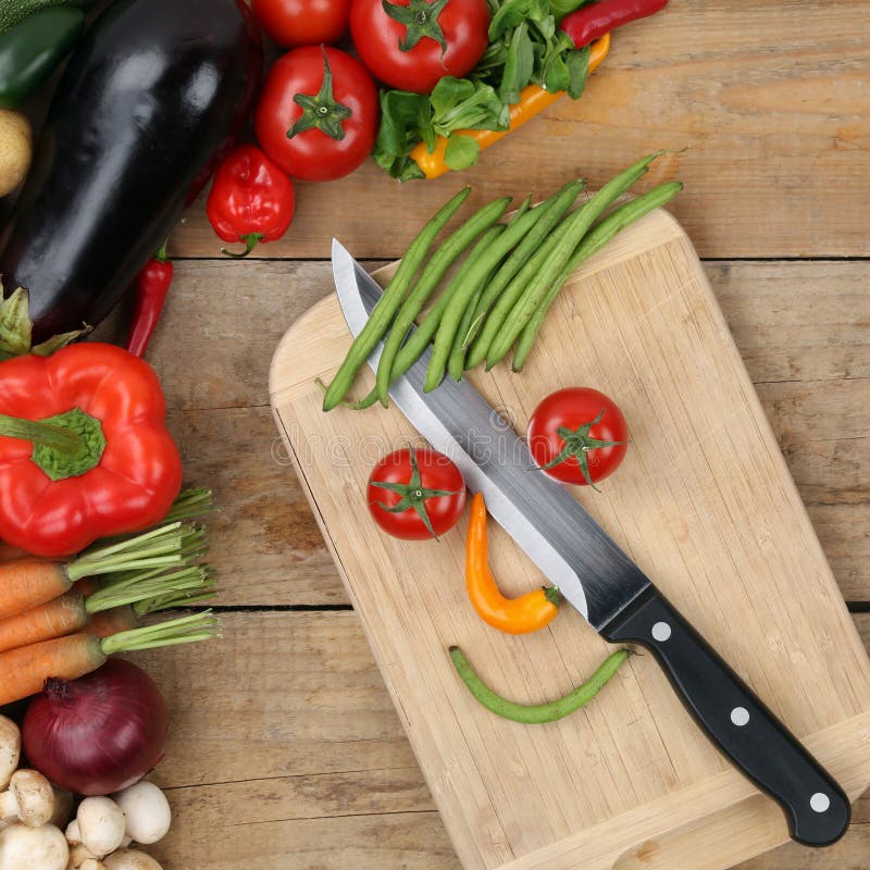Healthy eating preparing food smiling vegetables face royalty free stock photo Healthy eating preparing food smiling vegetables face royalty free stock photo
