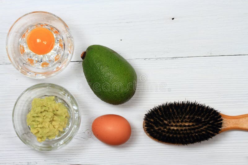 Hair mask from avocado and egg