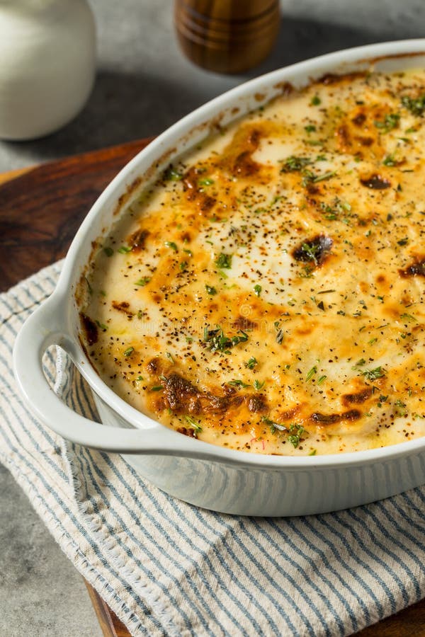 Healthy Homemade Scalloped Potatoes Stock Photo - Image of food, onion