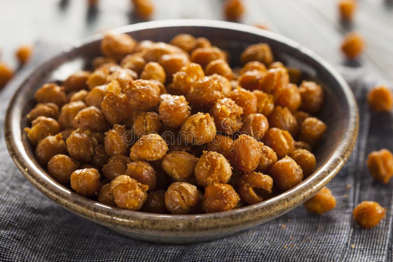 Healthy Roasted Seasoned Chick Peas royalty free stock photos