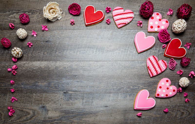 Những chiếc bánh hình trái tim thật đáng yêu được làm bằng tay, đầy tình yêu và chăm sóc tạo nên hình ảnh đáng yêu nhất. Hãy xem hình và tình cảm những chiếc bánh nướng hình trái tim ngọt ngào, có thể bạn sẽ không thể chờ đến ngày Valentine để có thể thưởng thức chúng.