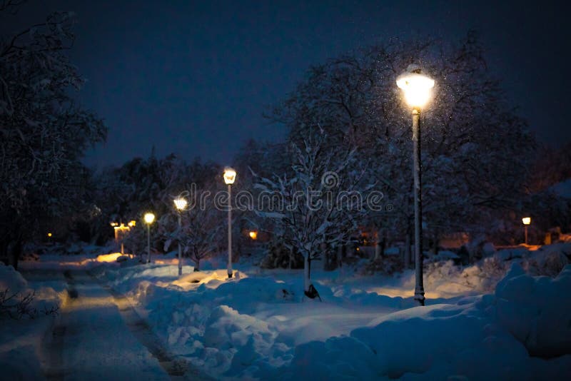 wallpapers Heavy Snow Storm Night heavy winter snow at night with street