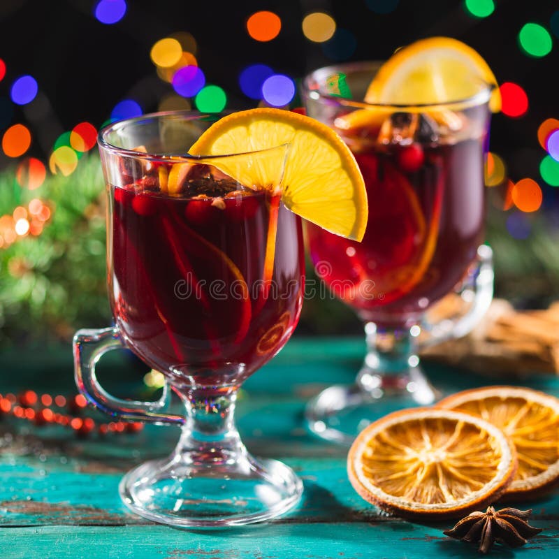 Heißer Kopie Oder Glühwein Für Weihnachten in Einem Glas Auf Einem ...