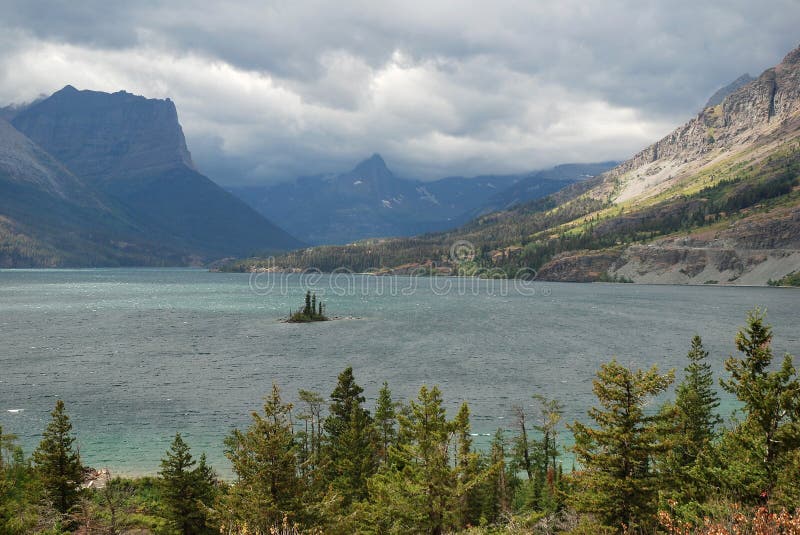 Heilige Mary Lake, Montana, de V.S. stock fotografie Heilige Mary Lake, Montana, de V.S. stock fotografie