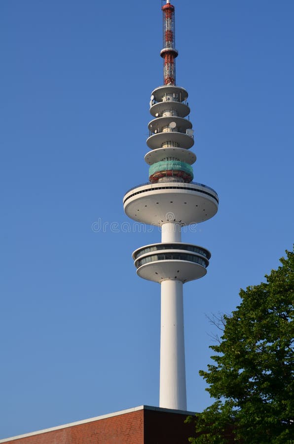 Heinrich-Hertz-Radio-torre a Amburgo, Germania immagini stock Heinrich-Hertz-Radio-torre a Amburgo, Germania immagini stock