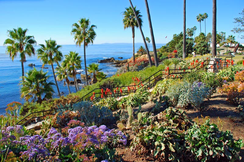Heisler park kształtujący teren uprawia ogródek, laguna beach, Kalifornia. zdjęcia royalty free Heisler park kształtujący teren uprawia ogródek, laguna beach, Kalifornia. zdjęcia royalty free