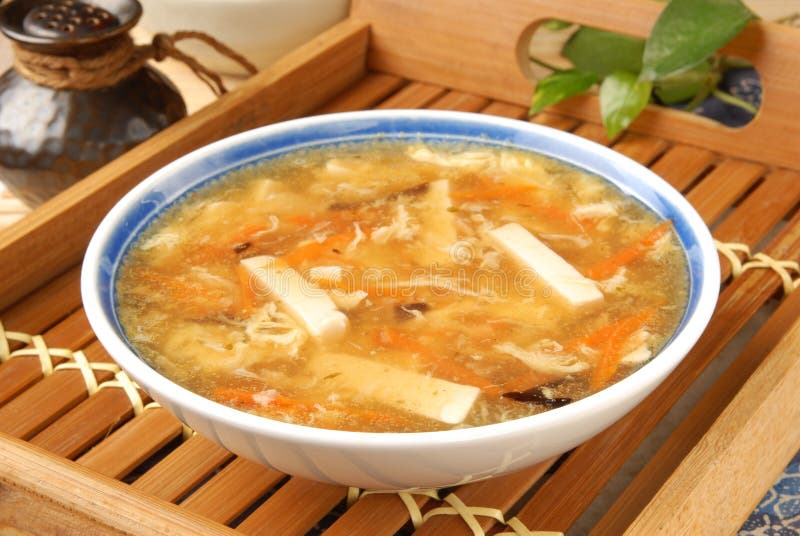 Heiße und saure Suppe stockbild