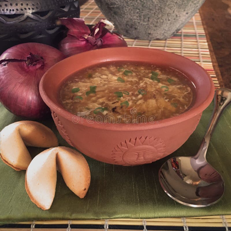 Heiße und saure Suppe lizenzfreie stockfotos