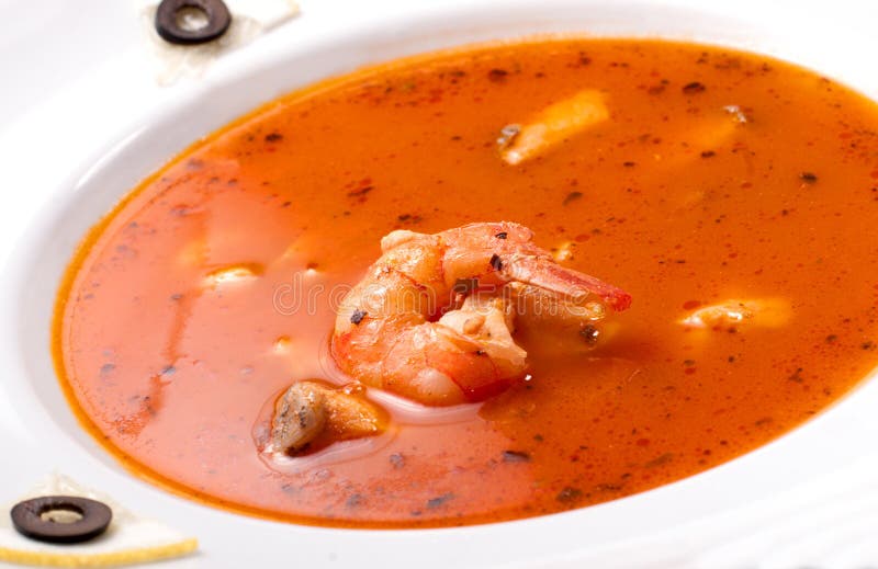 Heiße und saure Suppe und Garnele in verkürztem Wasser stockfotos
